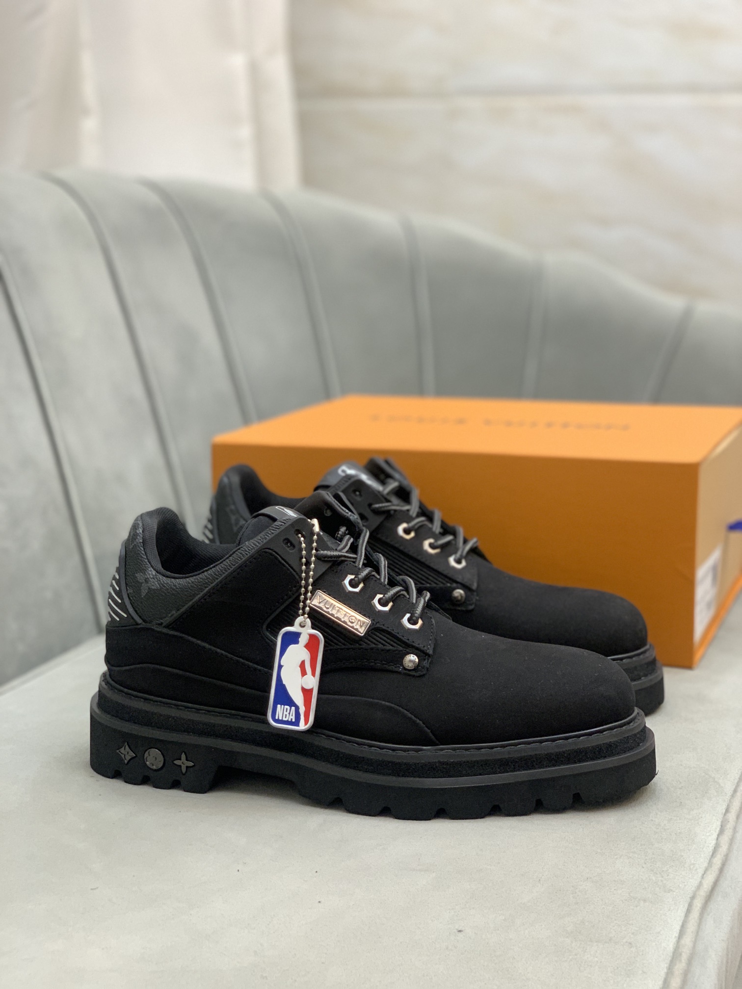 Louis Vuitton 1a8jtx Oberkampf Ankle Boots/Booties 4 - vstockx