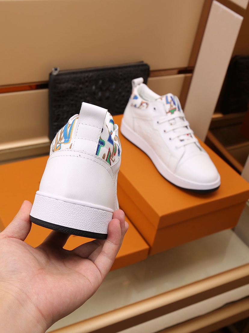 Louis Vuitton Low Top sneaker 3 - vstockx