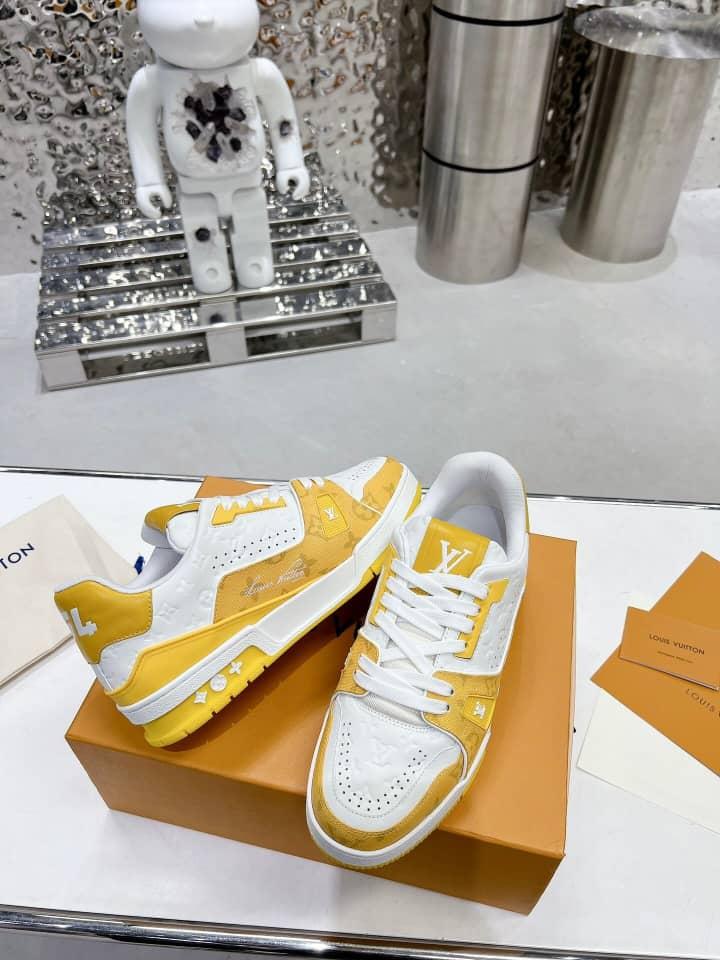 Louis Vuitton Trainer White Yellow Monogram - vstockx
