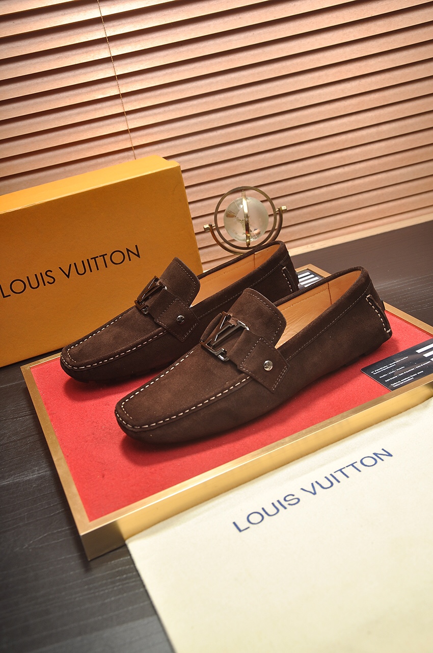 Louis Vuitton Leather Boots 37 - vstockx
