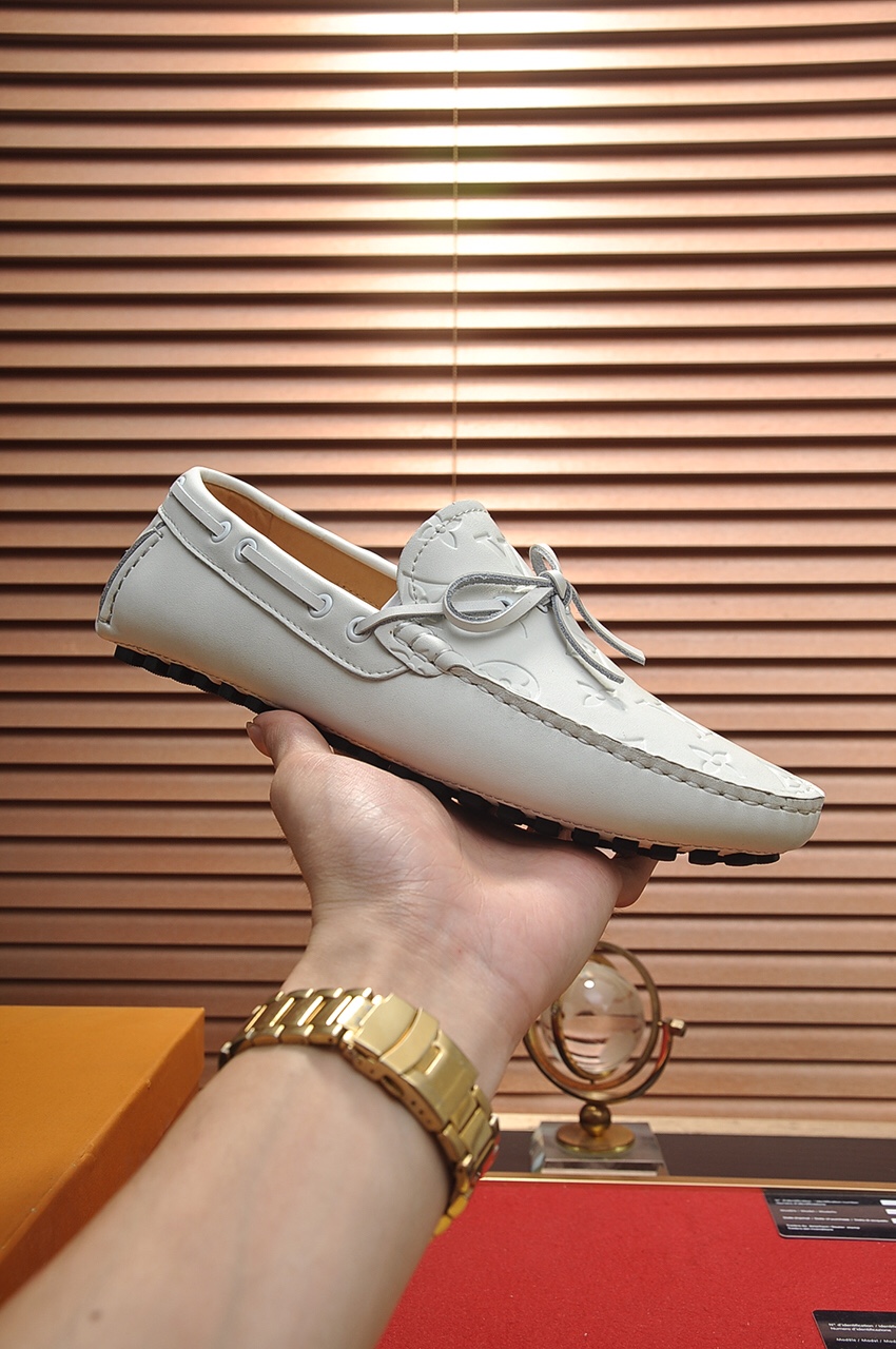 Louis Vuitton Leather Boots 20 - vstockx