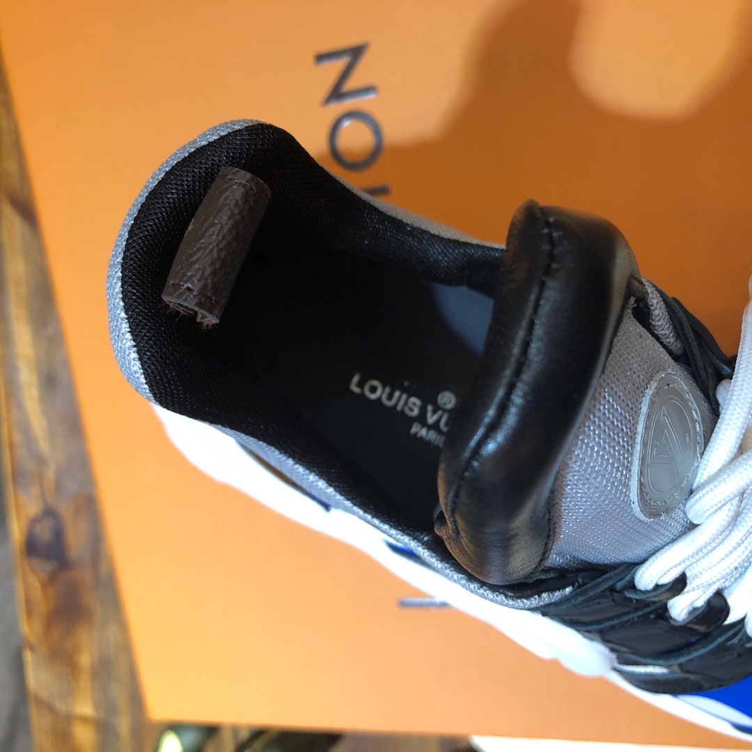 Louis Vuitton Archlight 8 - vstockx