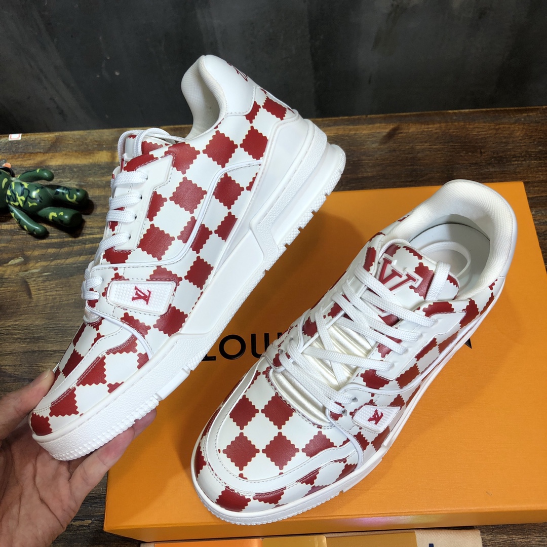 Louis Vuitton Trainer Sneakers 53 - vstockx