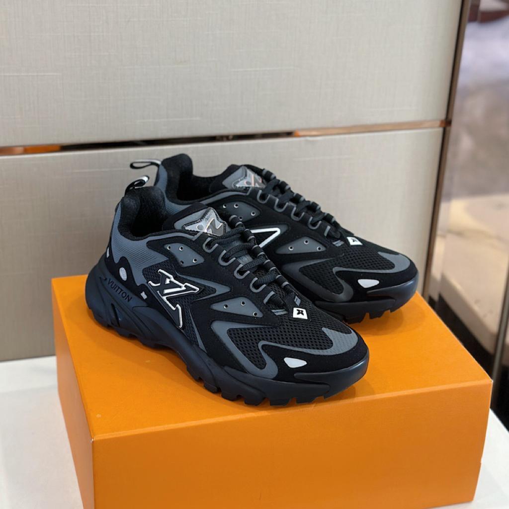 Louis Vuitton Runner Tatic Black - vstockx