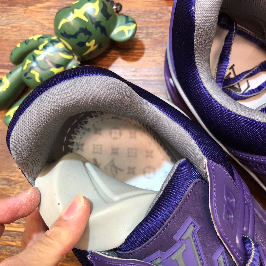 Louis Vuitton Trainer Sneakers 35 - vstockx