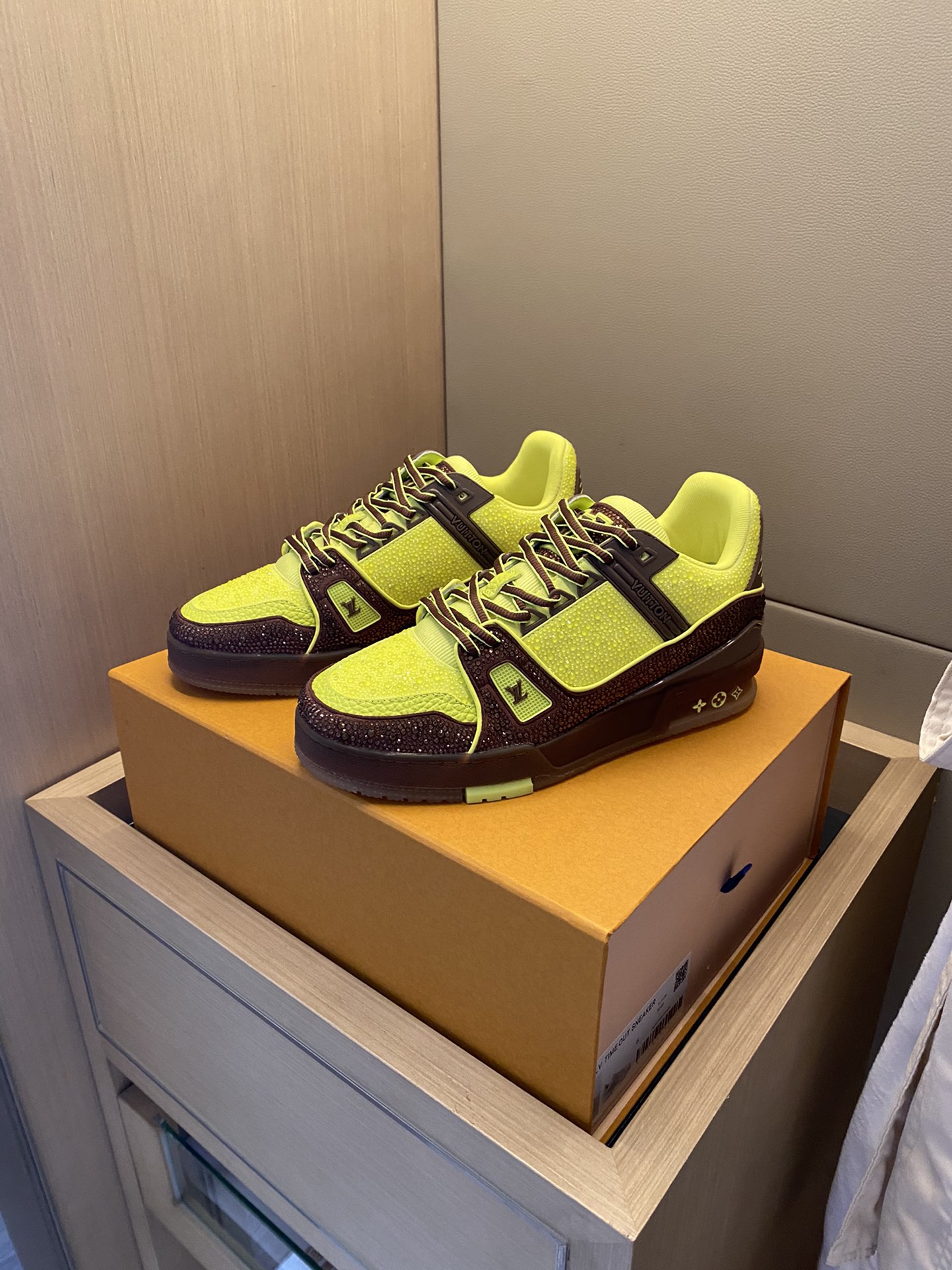 Louis Vuitton LV TRAINERS SNEAKER 9 - vstockx