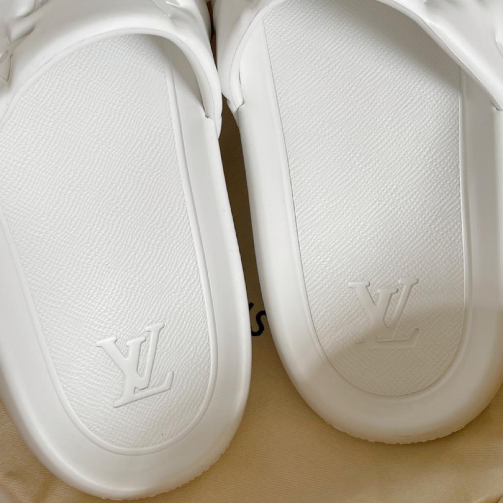 Louis Vuitton Waterfront sandals white - vstockx
