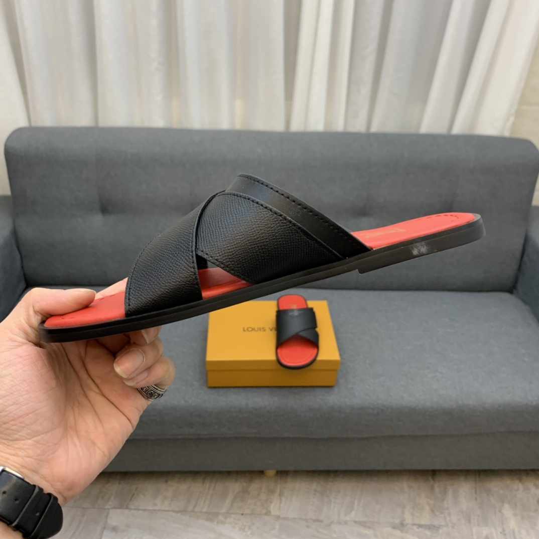 Louis Vuitton Slipper 132 - vstockx