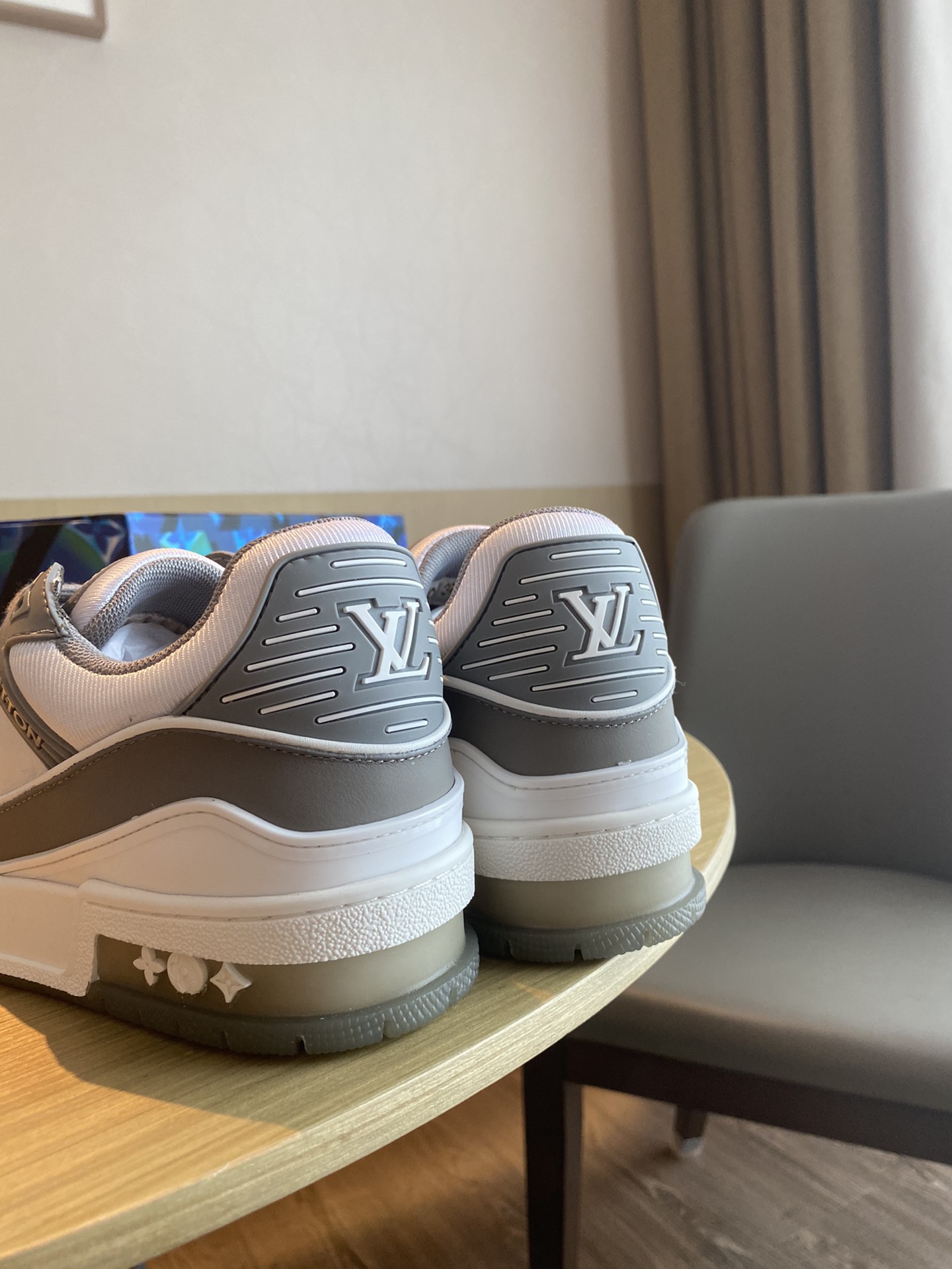 Louis Vuitton LV TRAINERS SNEAKER 9 - vstockx