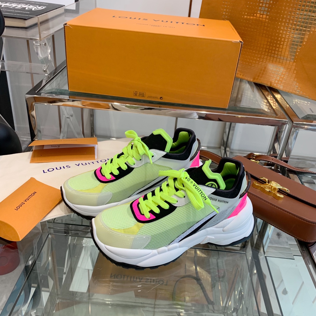 Louis Vuitton RUN 55 TRAINERS SNEAKER 3 - vstockx