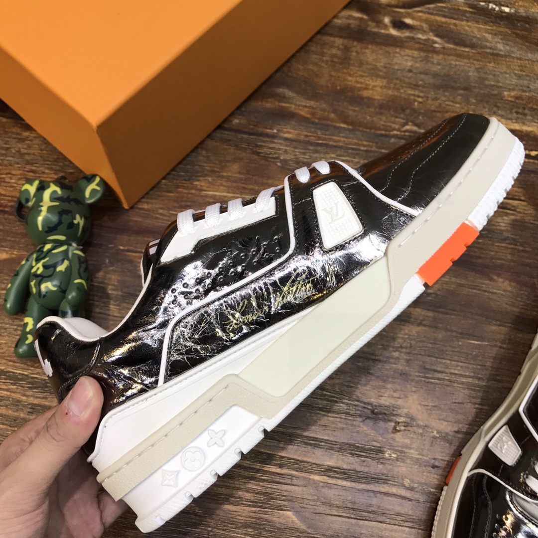 Louis Vuitton Trainer Sneakers 35 - vstockx