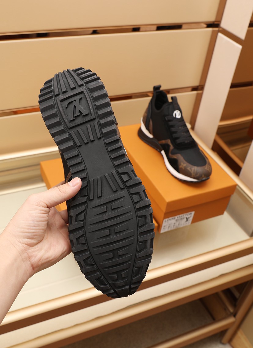 Louis Vuitton Run Away Sneaker 5 - vstockx