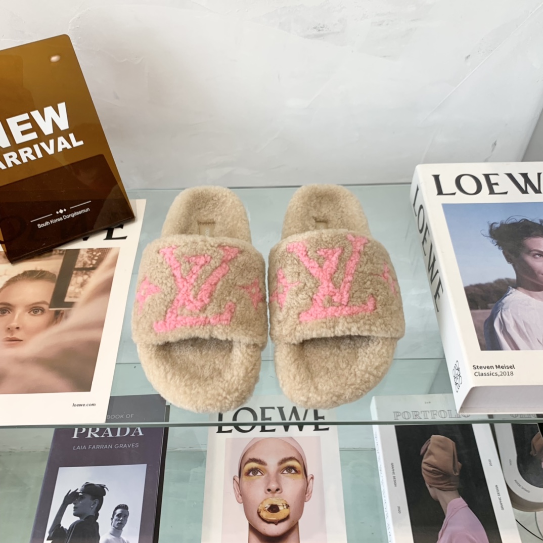 Louis Vuitton GLORIA FLAT LOAFERS WOMEN 12 - vstockx