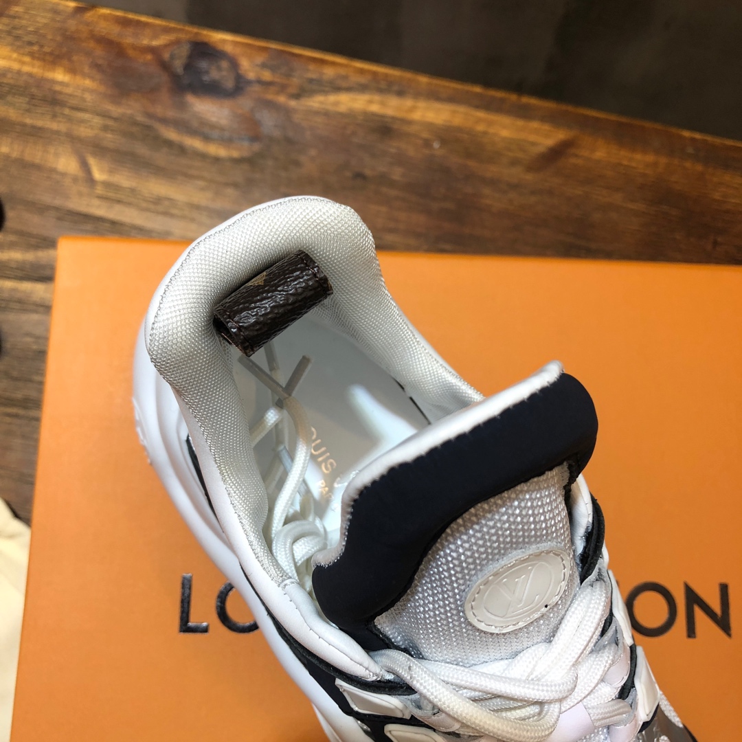 Louis Vuitton Archlight 14 - vstockx