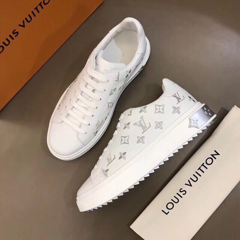 Louis Vuitton Low Top sneaker 32 - vstockx
