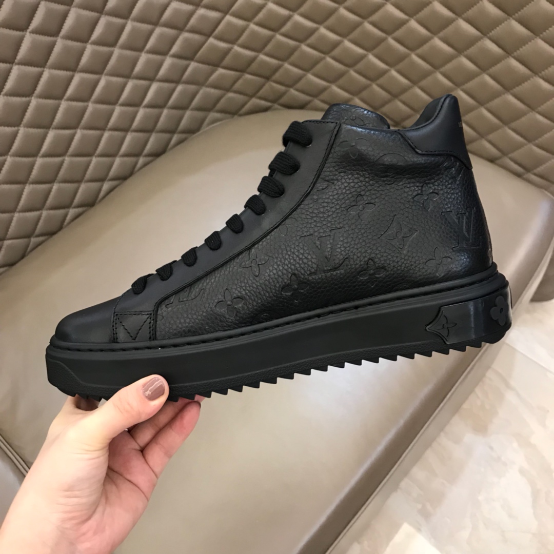 Louis Vuitton High Top sneaker 4 - vstockx
