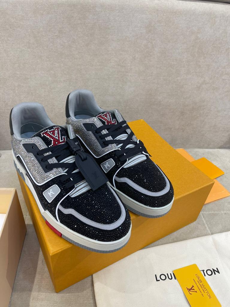 Louis Vuitton LV Trainer Black Grey Crystal - vstockx