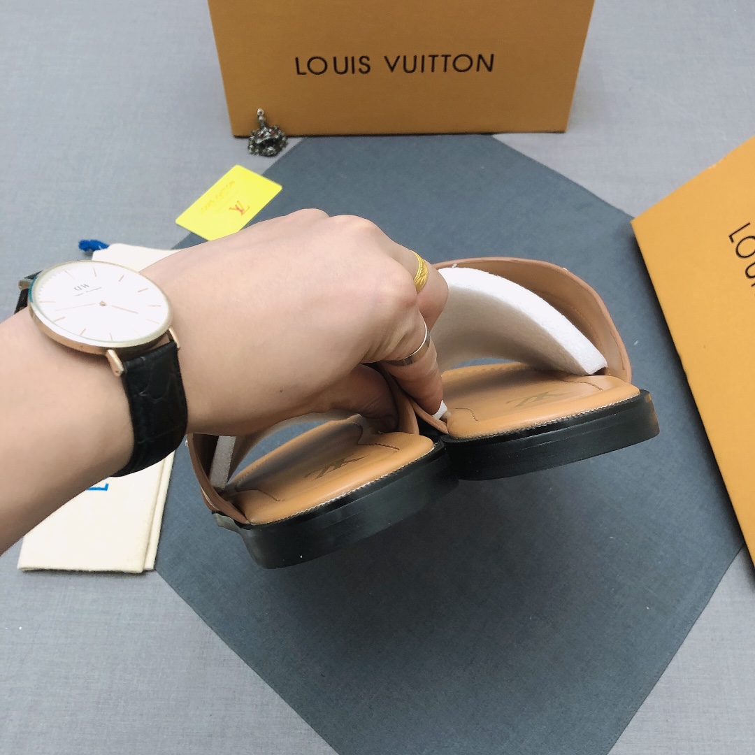 Louis Vuitton Slipper 32 - vstockx