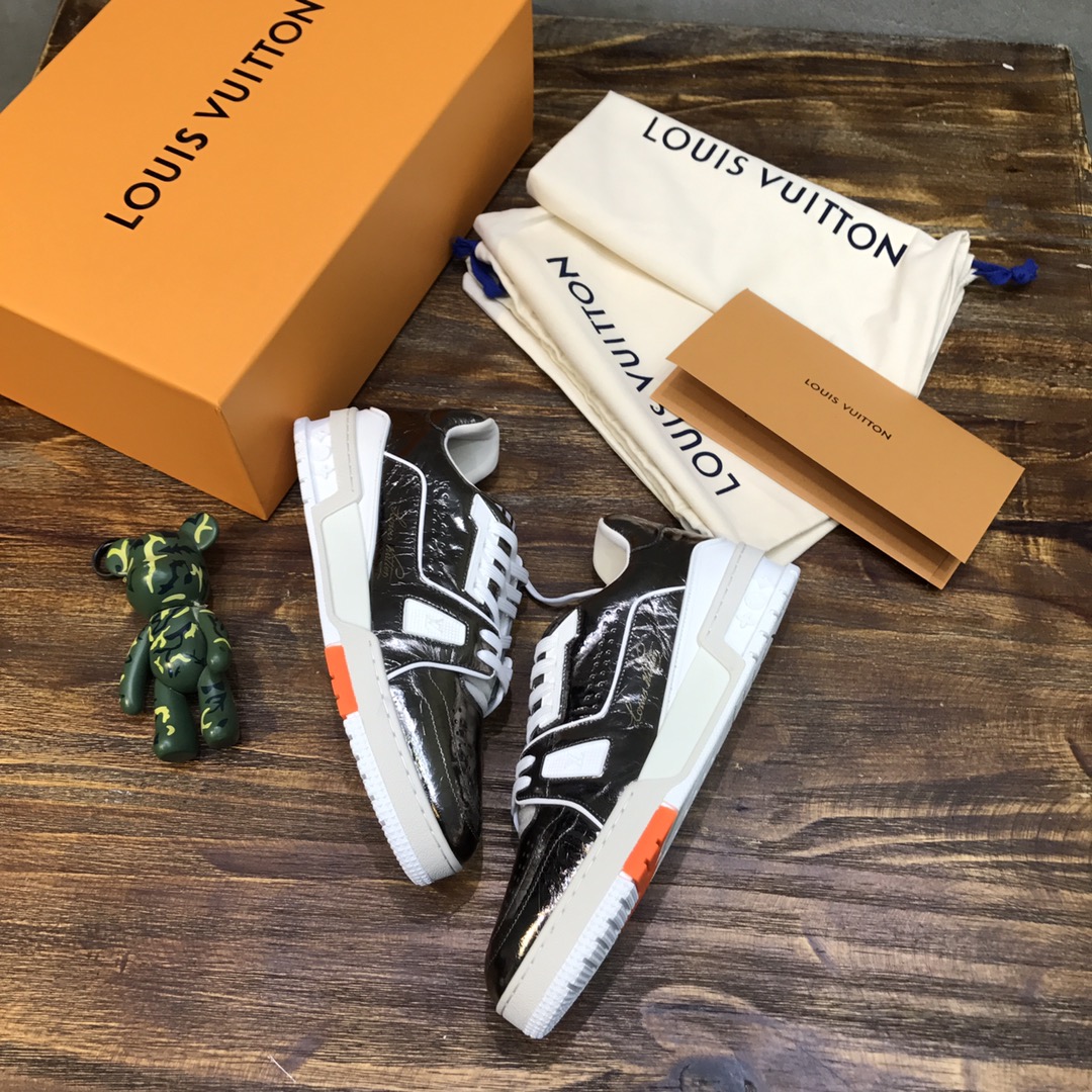 Louis Vuitton Trainer Sneakers 35 - vstockx