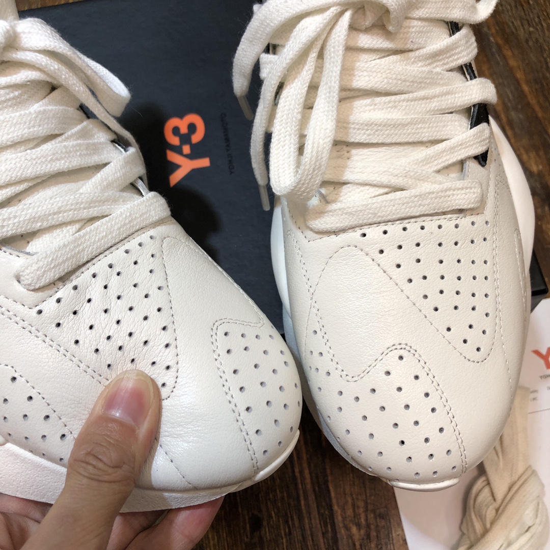 Y-3 Kaiwa Lace-Up Sneakers 28 - vstockx