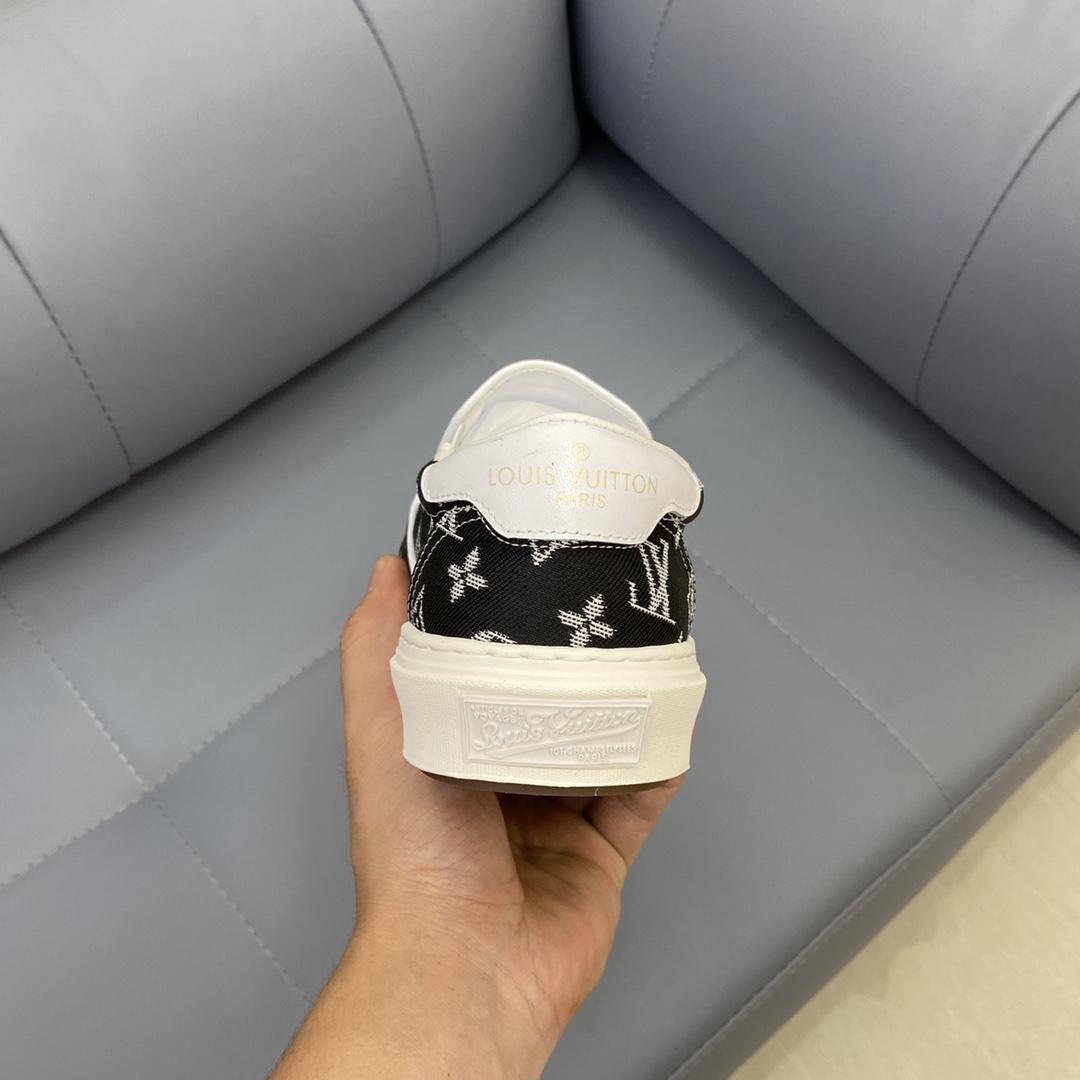 Louis Vuitton Monogram Denim sneaker 29 - vstockx