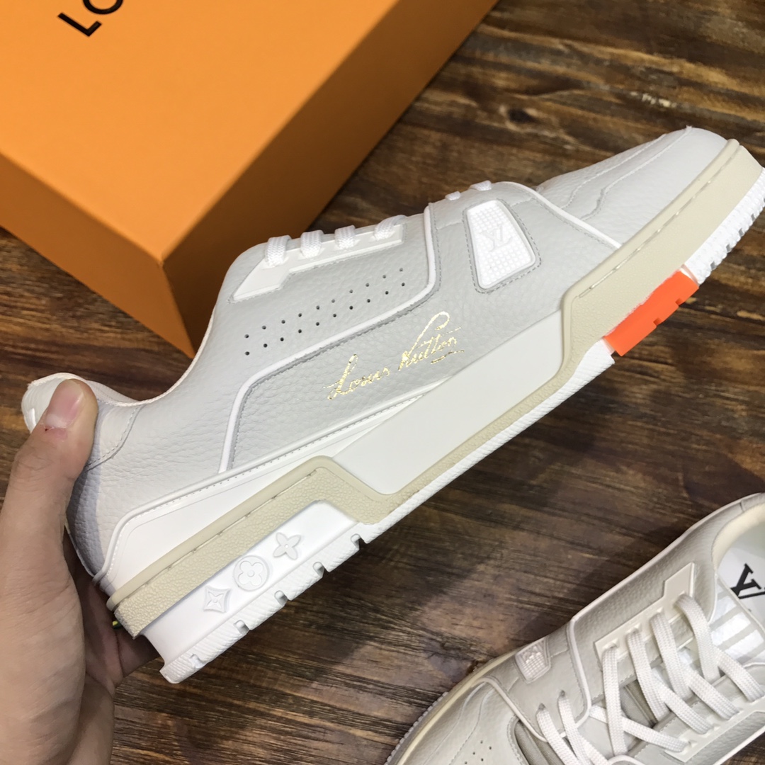 Louis Vuitton Trainer Sneakers 29 - vstockx