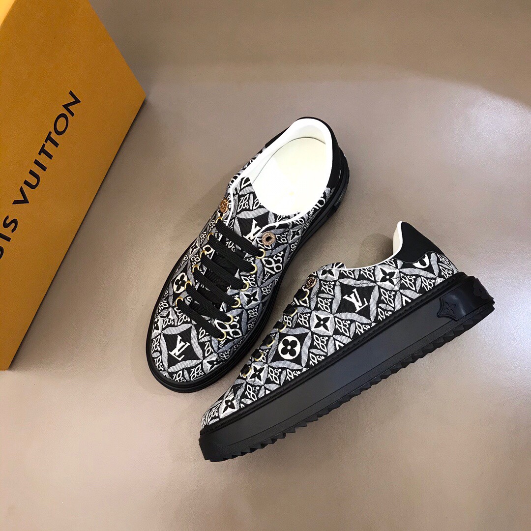 Louis Vuitton Low Top sneaker 44 - vstockx