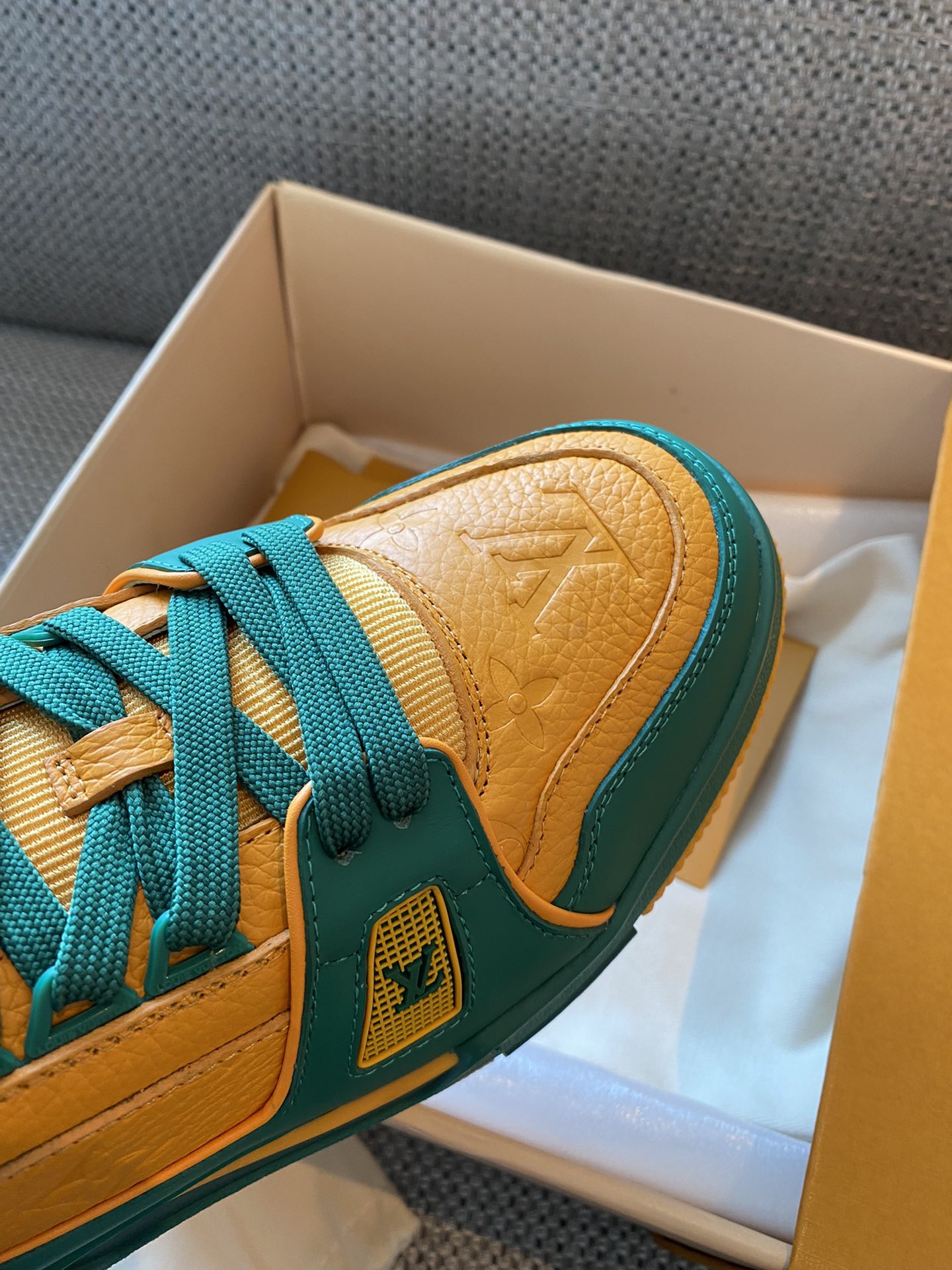 Louis Vuitton LV TRAINERS SNEAKER 9 - vstockx