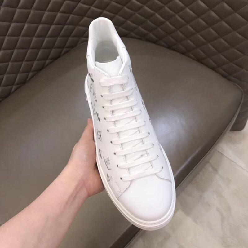 Louis Vuitton High Top sneaker 7 - vstockx