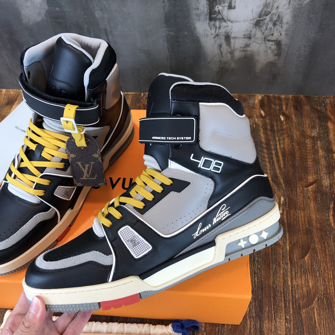 Louis Vuitton Trainer Sneakers 16 - vstockx