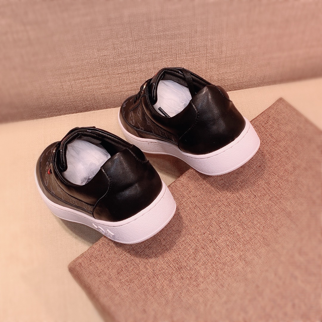 Louis Vuitton Low Top sneaker 85 - vstockx