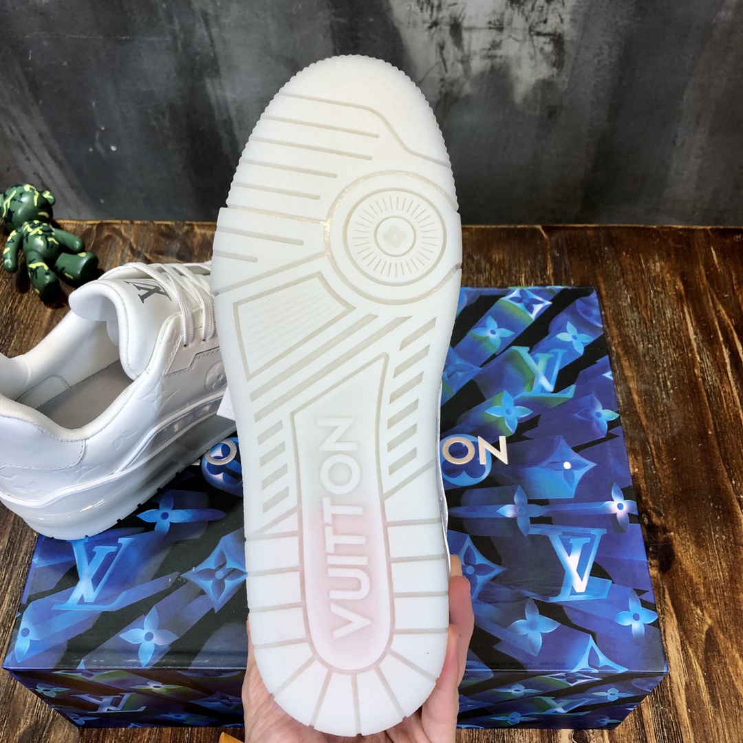 Louis Vuitton Trainer Sneakers 58 - vstockx