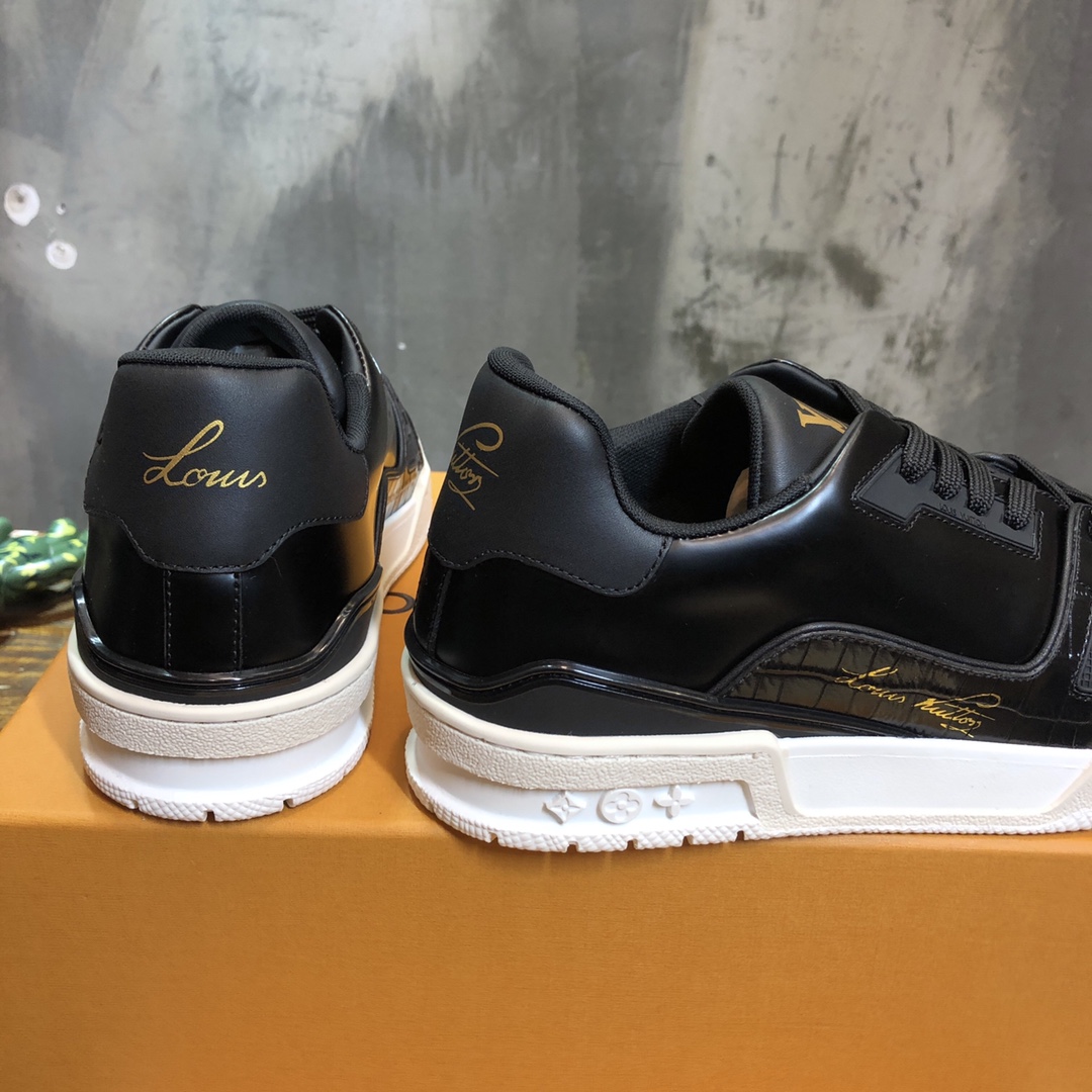 Louis Vuitton Trainer Sneakers 49 - vstockx