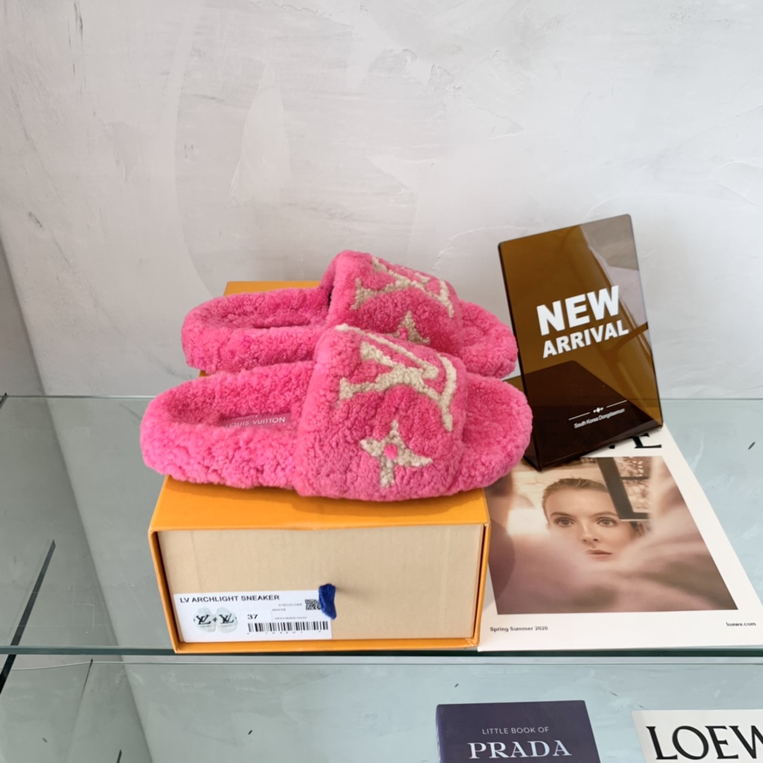 Louis Vuitton GLORIA FLAT LOAFERS WOMEN 12 - vstockx