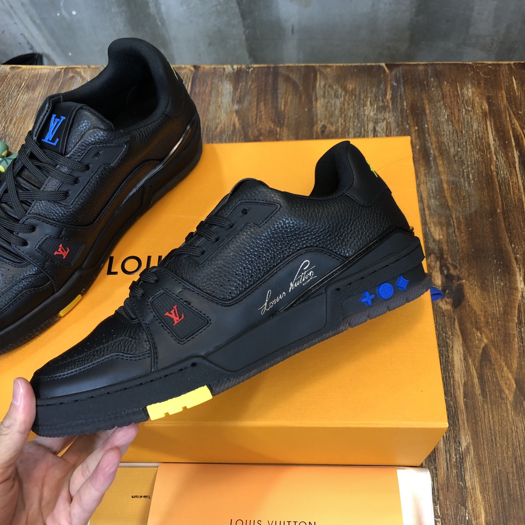 Louis Vuitton Trainer Sneakers 62 - vstockx
