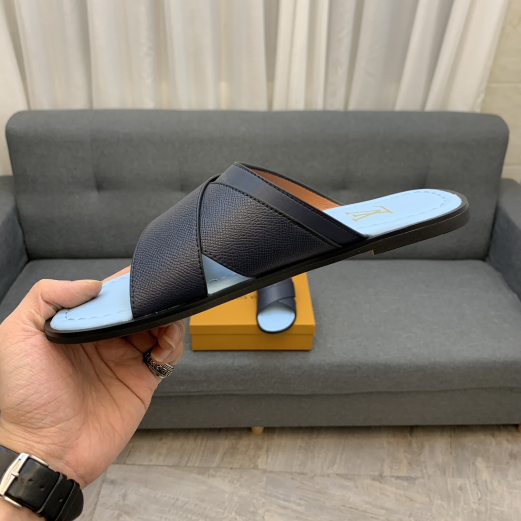 Louis Vuitton Slipper 134 - vstockx