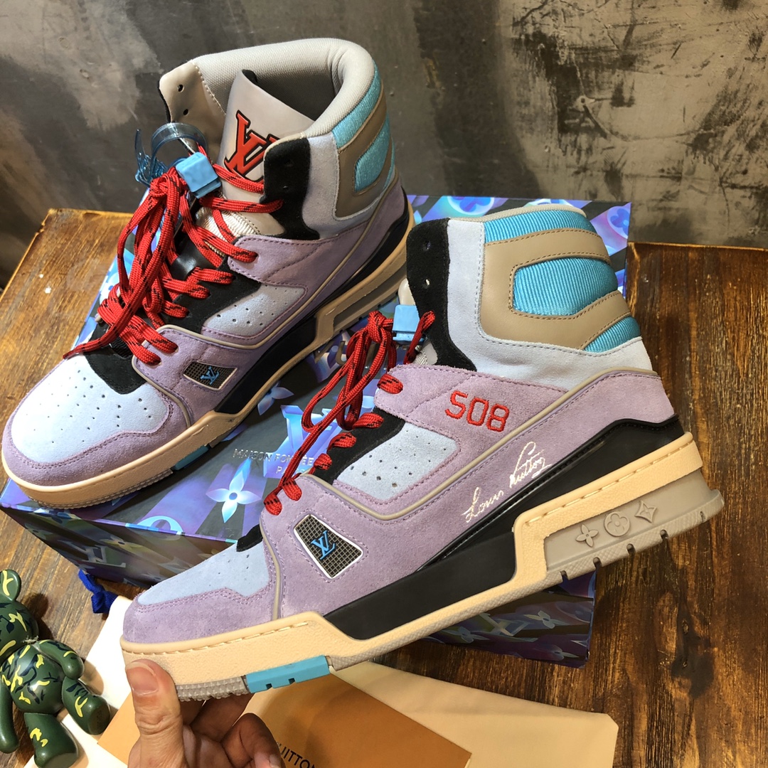 Louis Vuitton Trainer Sneakers 13 - vstockx