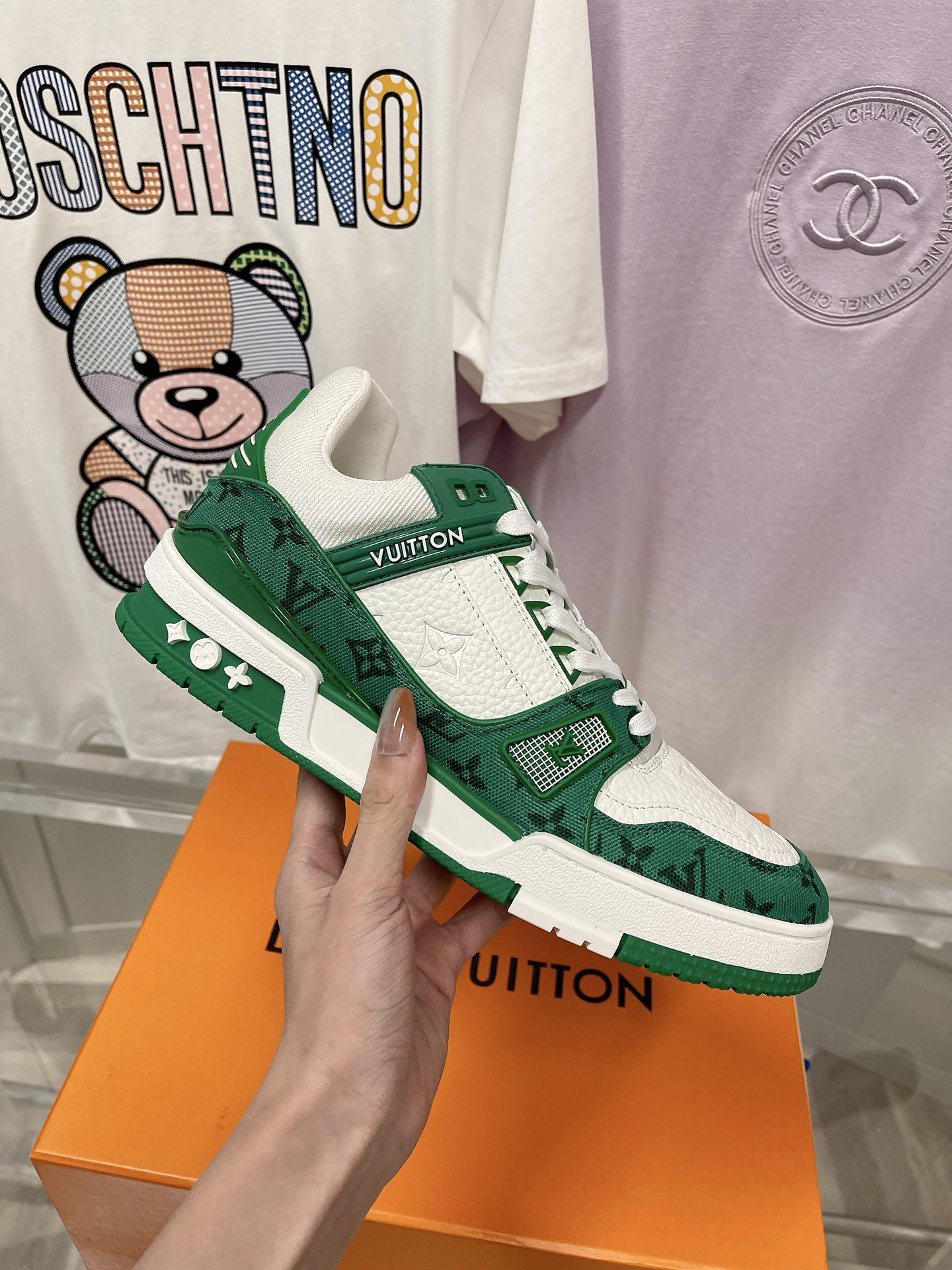 Louis Vuitton LV TRAINERS SNEAKER 2 - vstockx