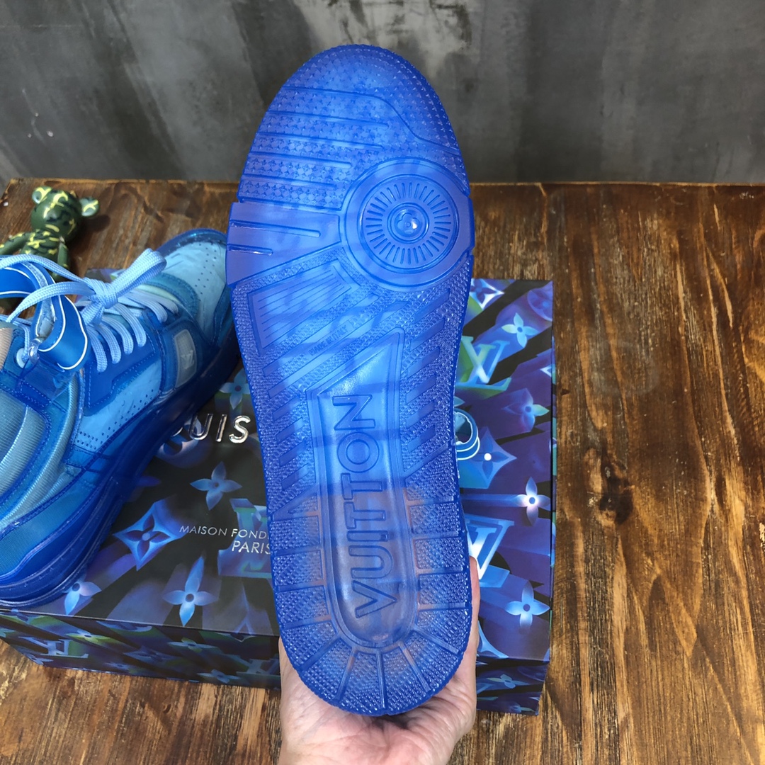 Louis Vuitton Trainer Sneakers 44 - vstockx