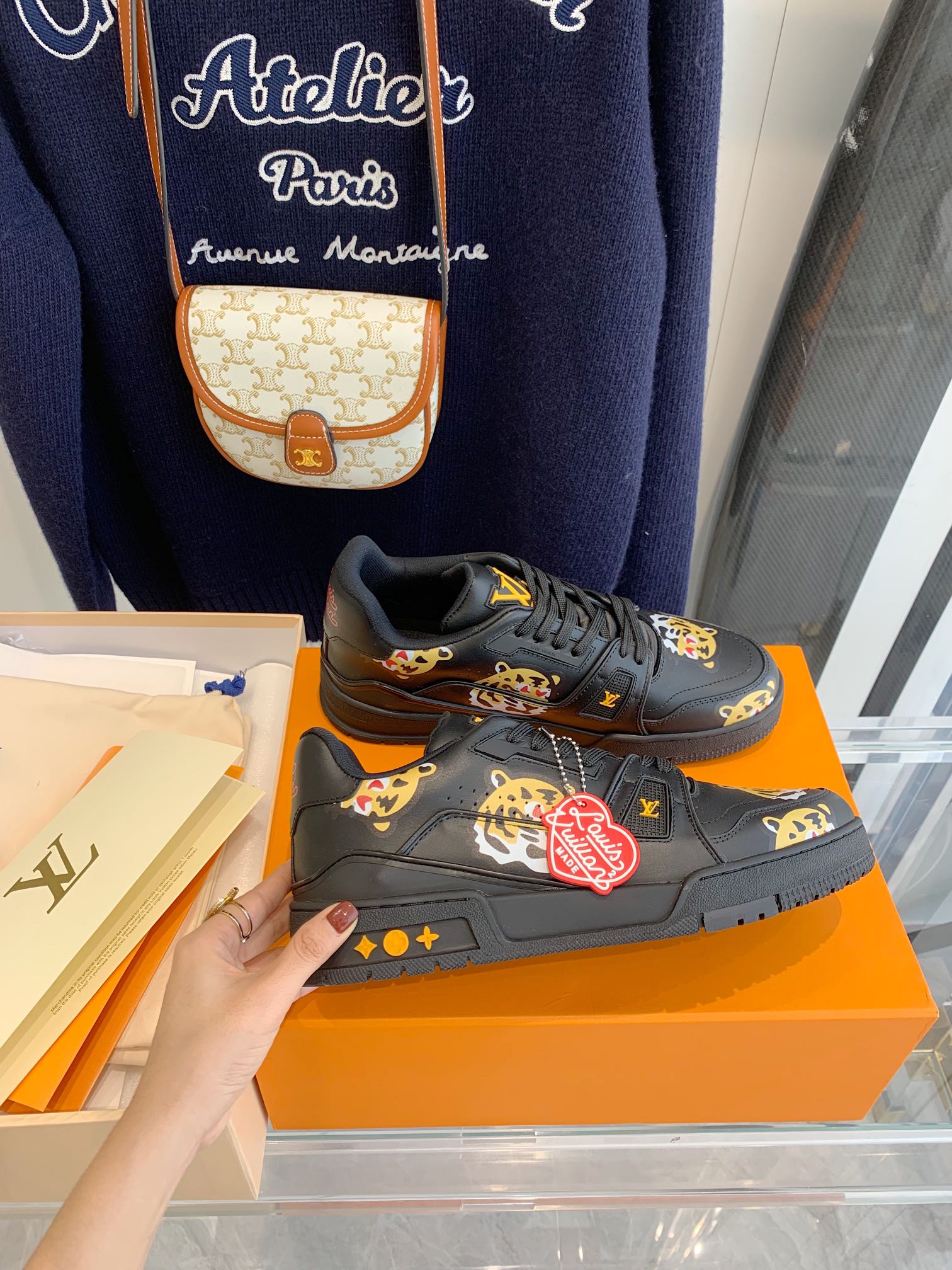 Louis Vuitton LV TRAINERS SNEAKER 8 - vstockx