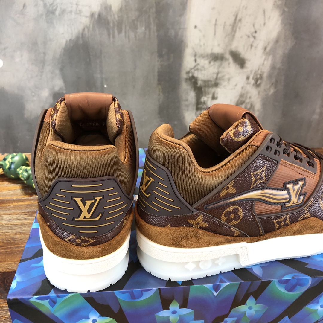Louis Vuitton Trainer Sneakers 8 - vstockx