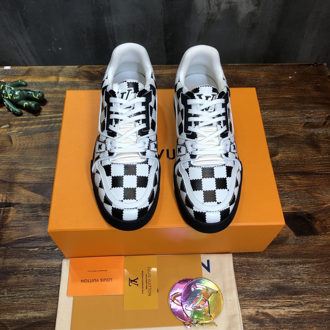Louis Vuitton Trainer Sneakers 52 - vstockx