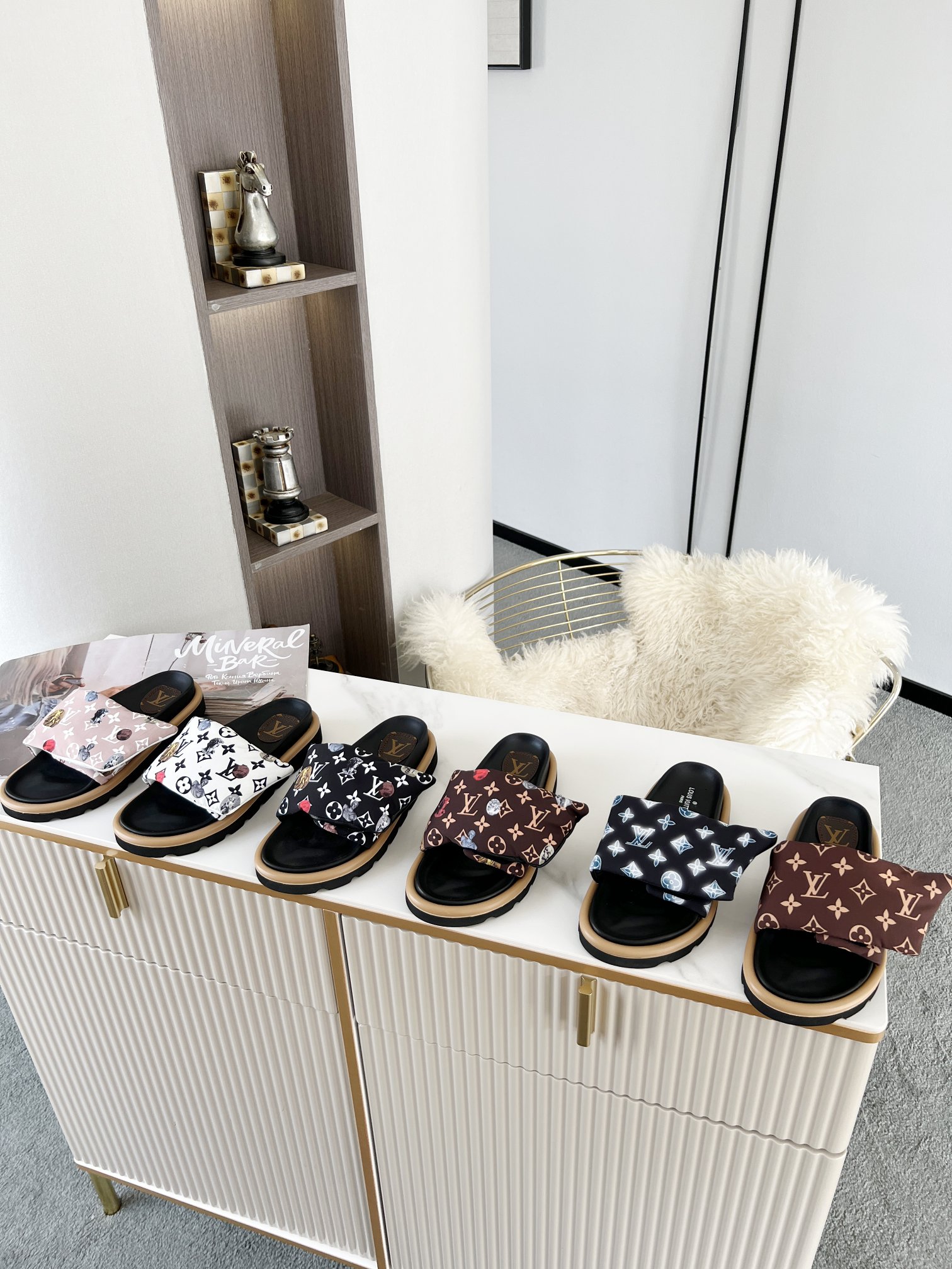 Louis Vuitton POOL PILLOW COMFORT MULES WOMEN 5 - vstockx