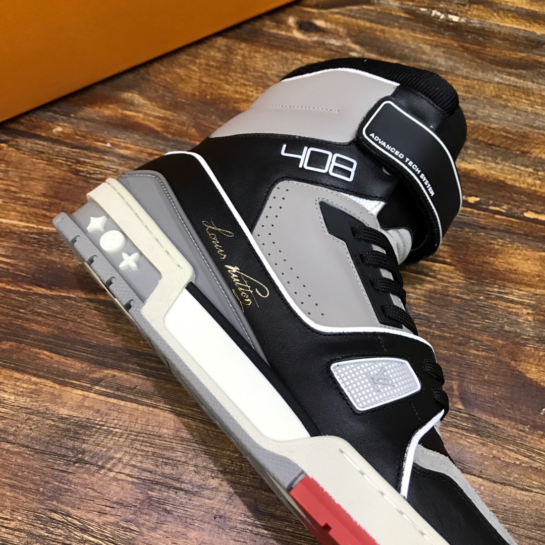 Louis Vuitton Trainer Sneakers 25 - vstockx