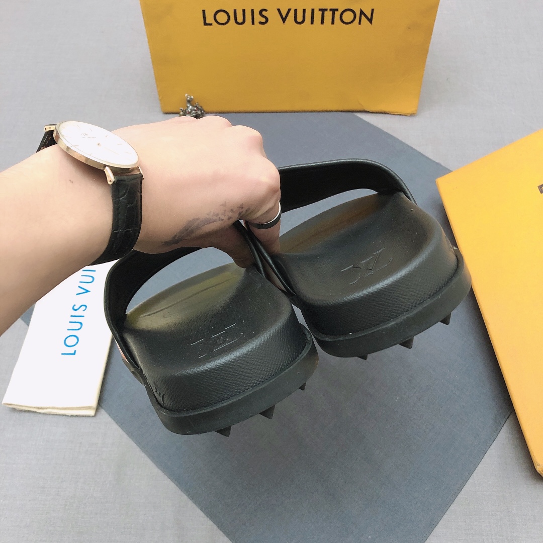 Louis Vuitton Slipper 104 - vstockx
