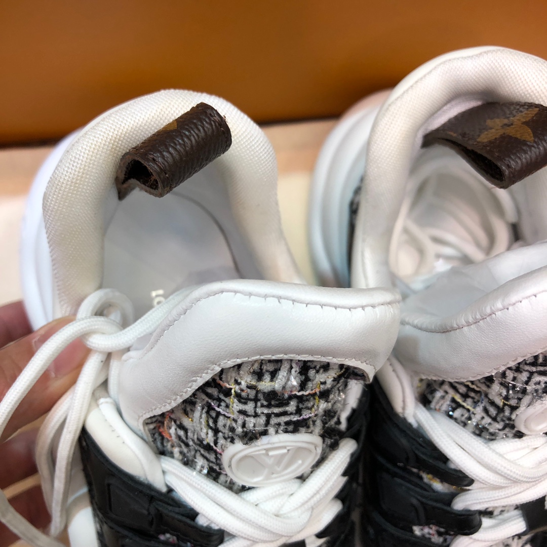 Louis Vuitton Archlight 21 - vstockx