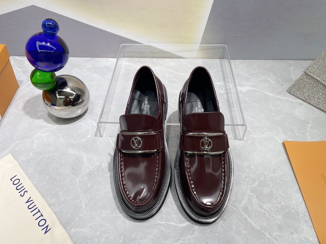 Louis Vuitton shoes WOMEN 3 - vstockx