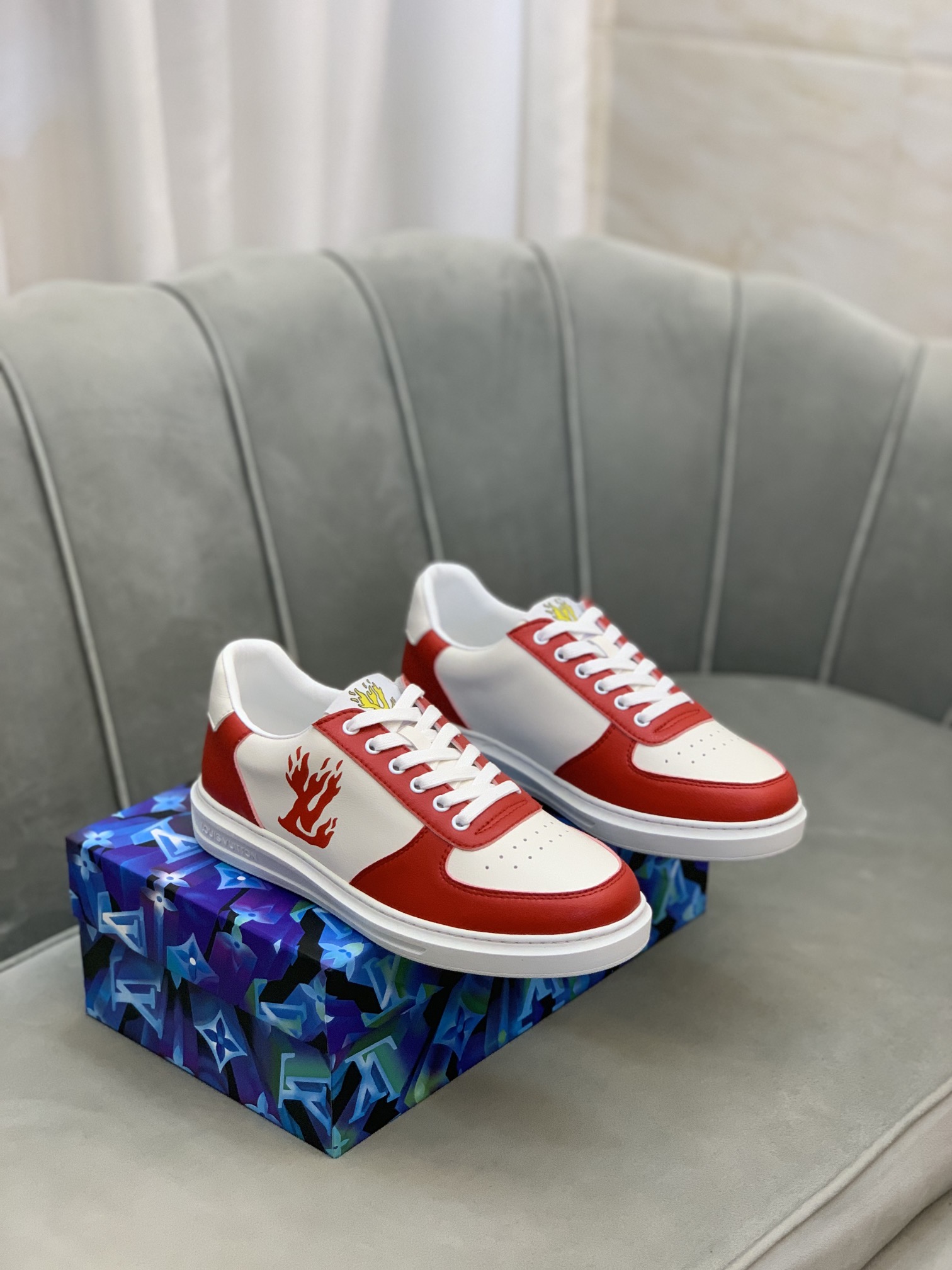 Louis Vuitton Low Top sneaker 5 - vstockx