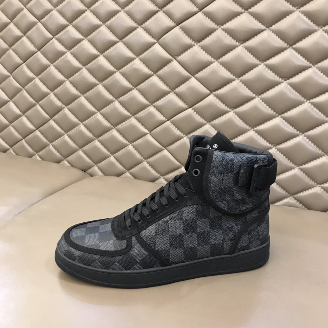 Louis Vuitton Rivoli sneaker 19 - vstockx