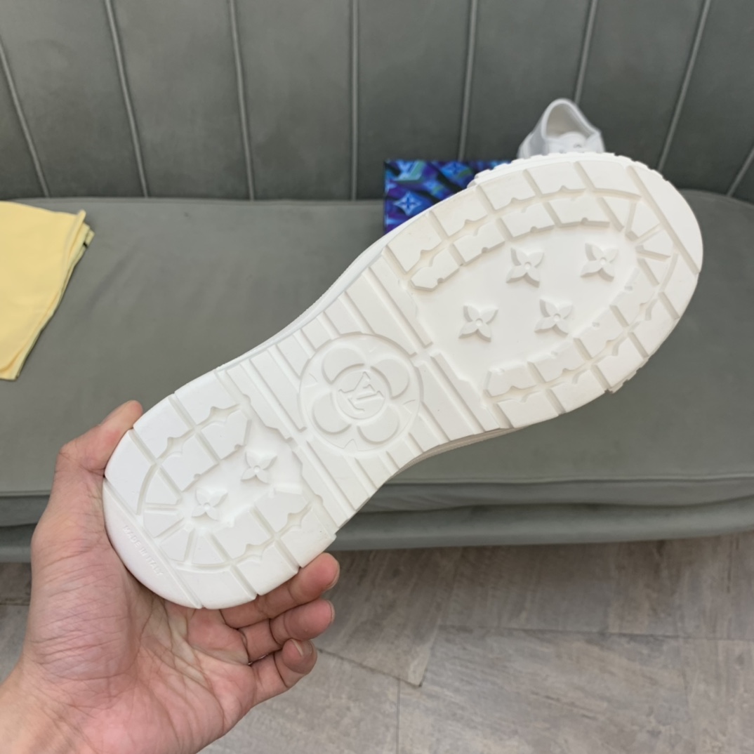 Louis Vuitton Squad sneaker 1 - vstockx